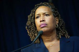 Washington D.C. economy, Muriel Bowser gambling bill, poker legalization, D.C. budget deficit, Kenyan McDuffie