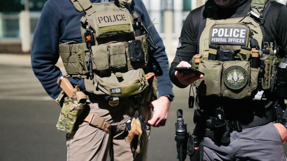 Rubber Bullets and Zip-Tied Children: FBI, ICE Accused of ‘Excessive Force’ in Idaho Racetrack Raid %