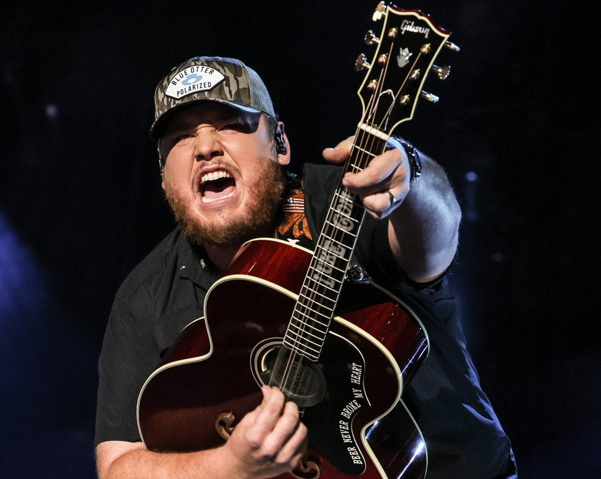 VEGAS DINING NEWS: Strip to Get 3rd Country Star-Opened Honkytonk Restaurant, Gymkhana Sets Opening