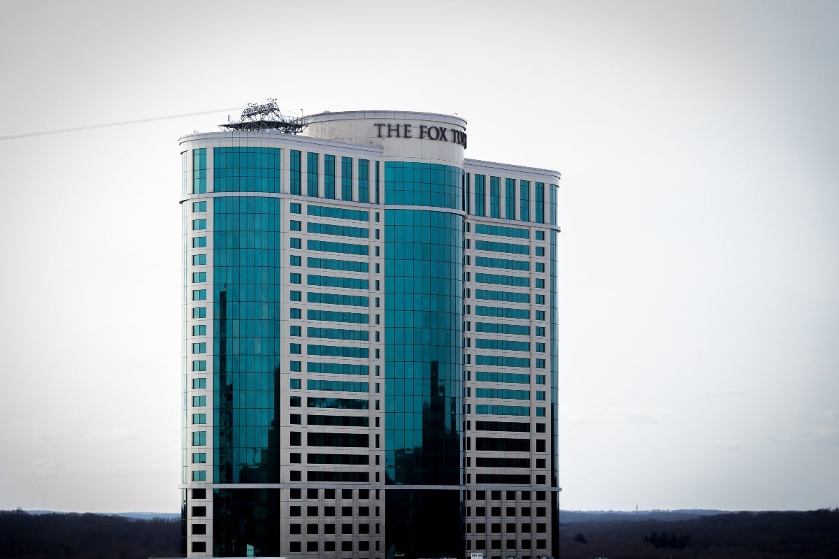 SWAT at Foxwoods, Armed Male Holding Female Hostage