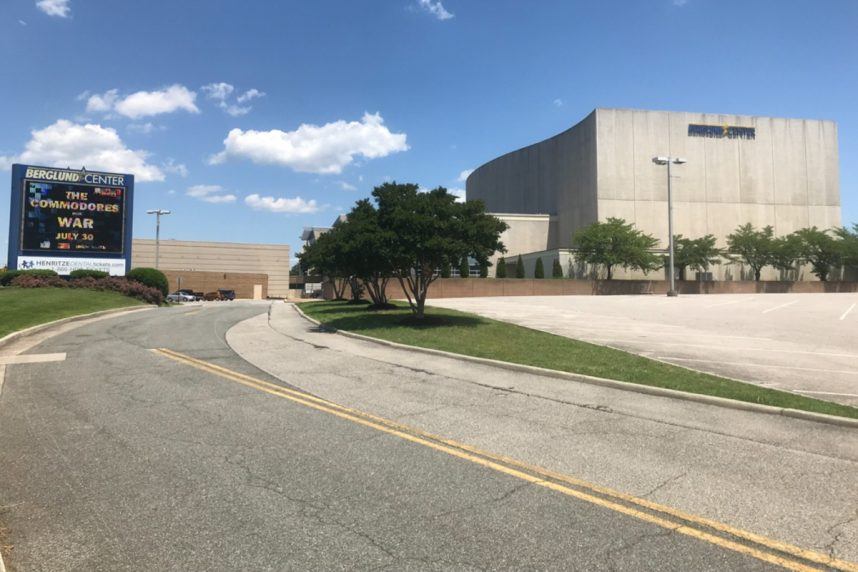 Roanoke Virginia casino Berglund Center