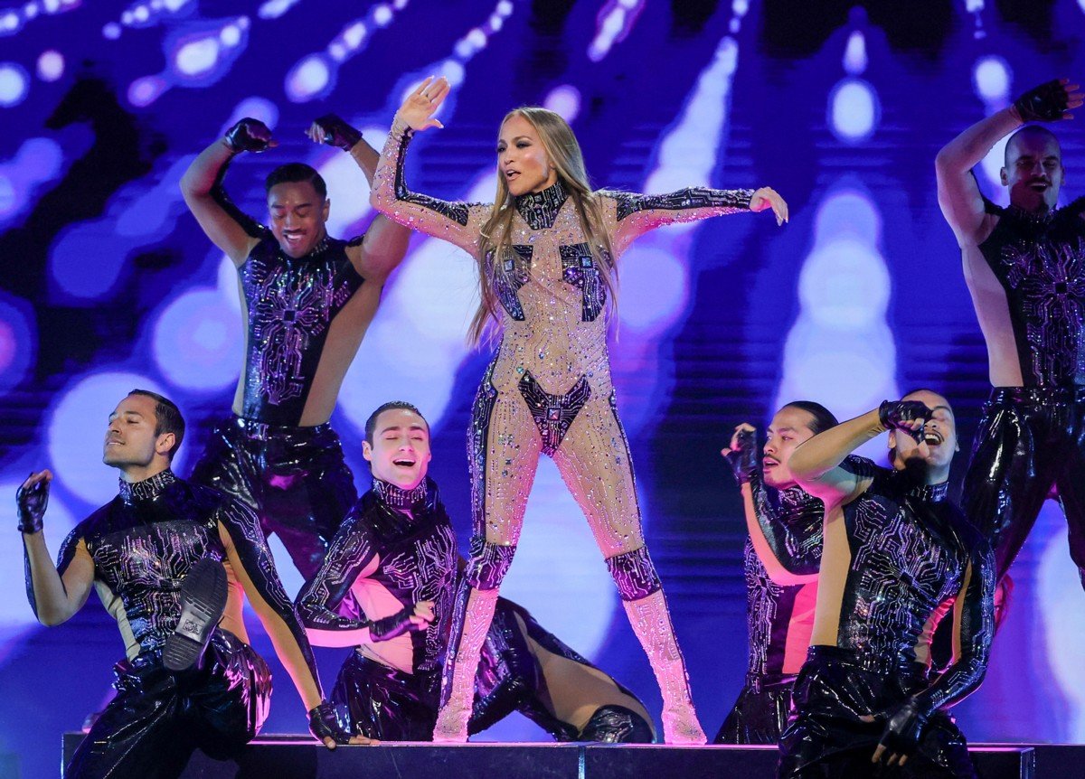 VEGAS MUSIC NEWS: Ticket Sales are Very (J) Low, Motown Queen Returns