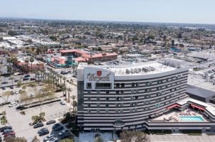 Parkwest Bicycle Casino, Bell Gardens, hoax threat, attempted extortion, SWAT response