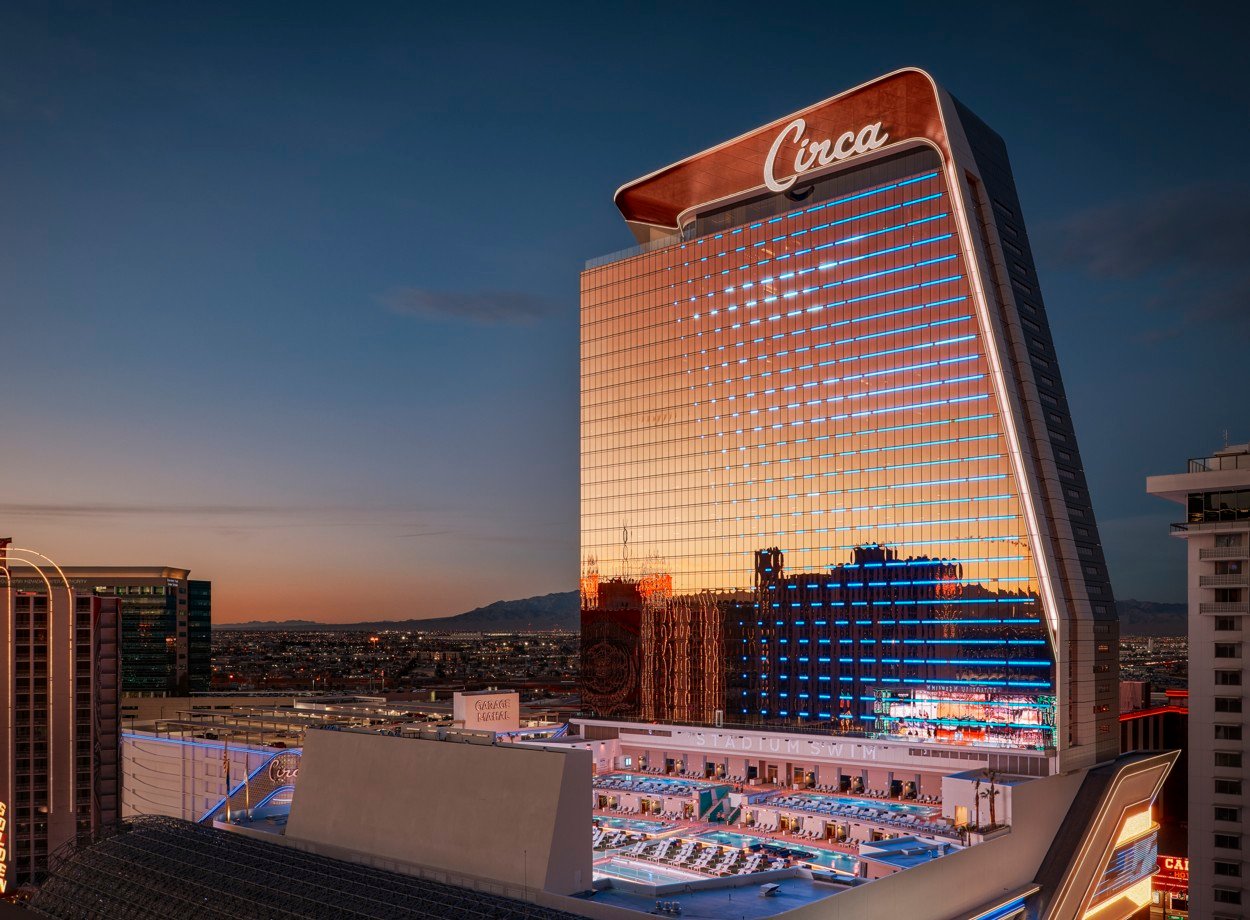 Downtown Vegas Casinos Offer Canadians US$1 per CA$1