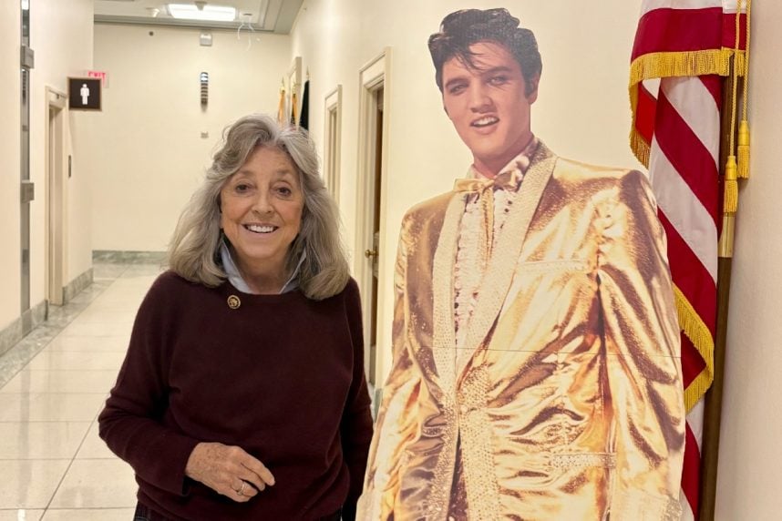 Dina Titus advocating for gambling deduction