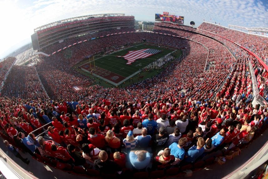 Levi's Stadium Crowd