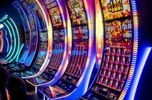 Nevada slot hold, Las Vegas Strip slots, Reno slot RTP, UNLV Center for Gaming, slot payout percentages