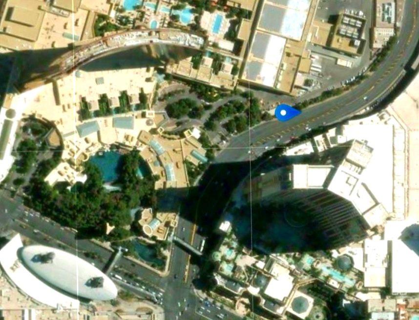 Palazzo shadow over Wynn pool