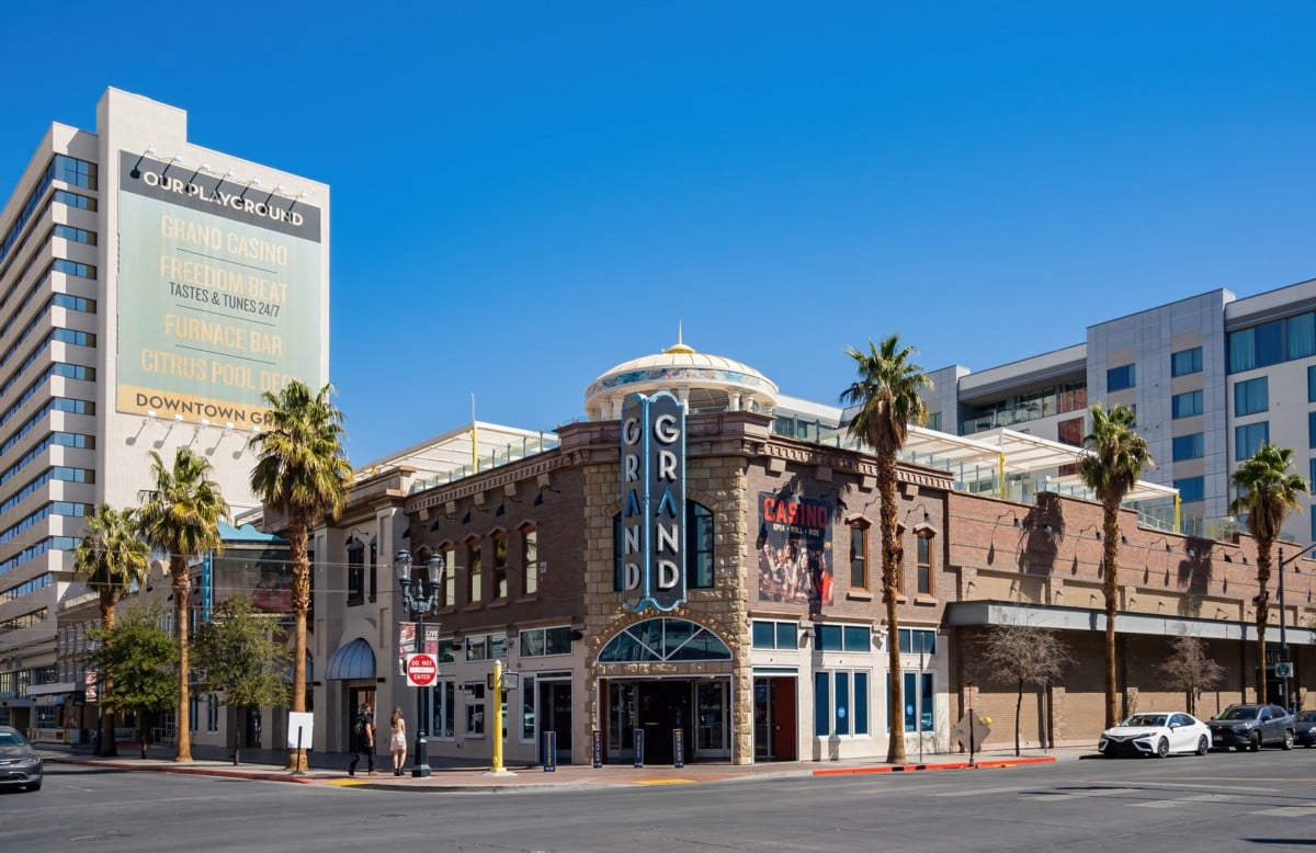 Downtown Las Vegas Casino Enters Receivership after $90M Default