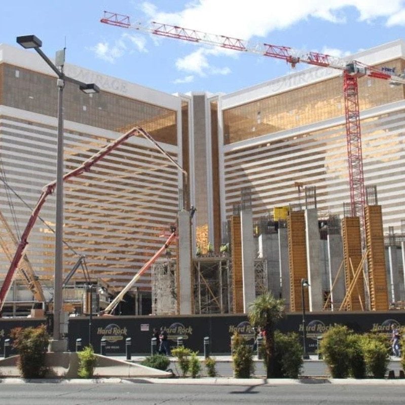 限定版The Mirage & Wynn Las Vegas VEGAS MYTHS BUSTED: The Mirage's Windows Were Glazed with 18K Gold