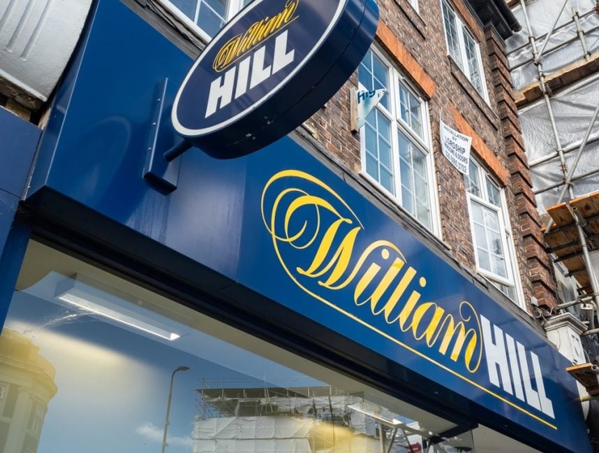 William Hill jackpot glitch, online casino payment issues, gambling payouts conflict, slot jackpot error