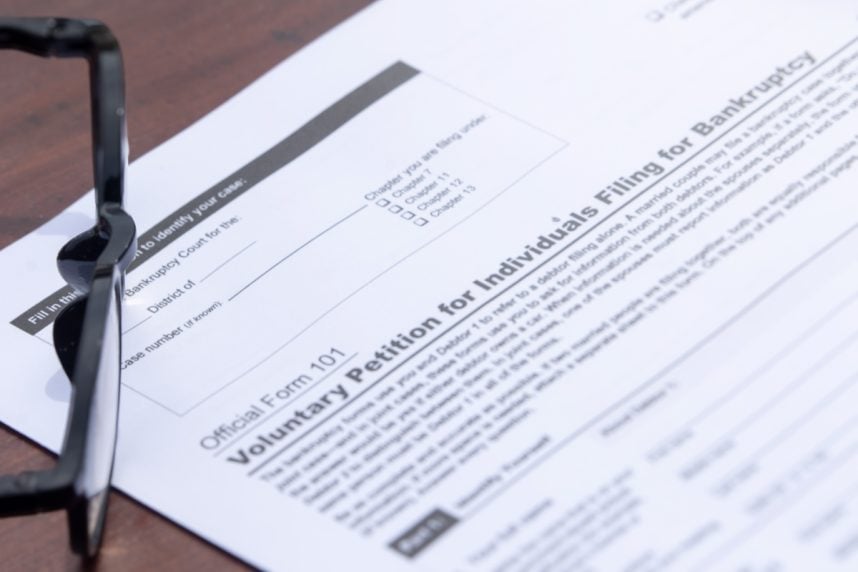 オンラインギャンブル、個人破産申立て急増の一因か