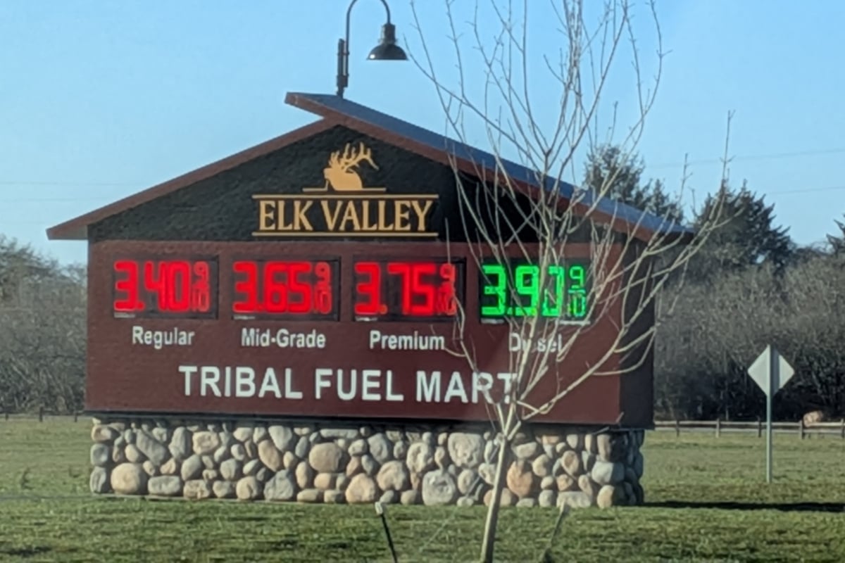 High Gas Prices Caused by US-Iran War a Winning Hand for Tribal ‘Gasinos’