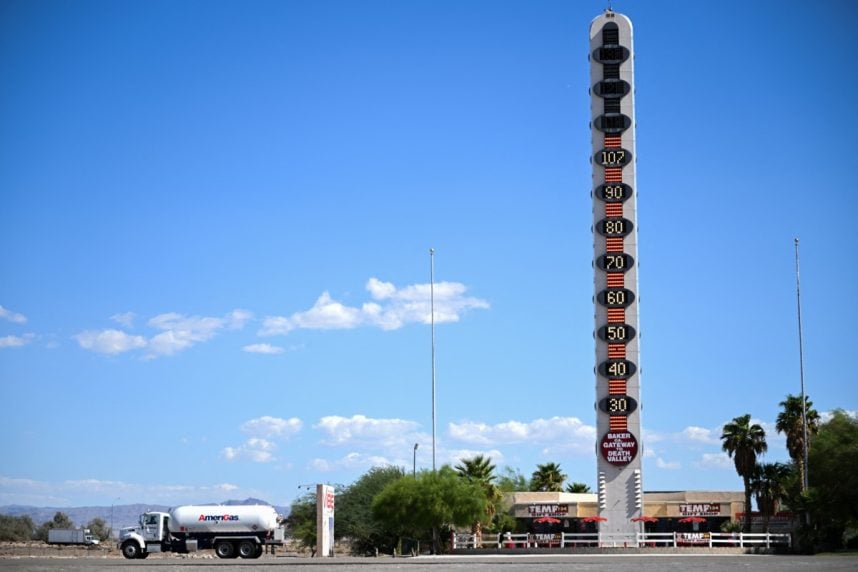 World's Tallest Thermometer