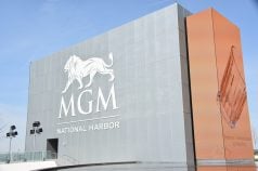 MGM National Harbor, casino waitress lawsuit, $76,000 tip, baccarat high roller, Tajia Mackyeon
