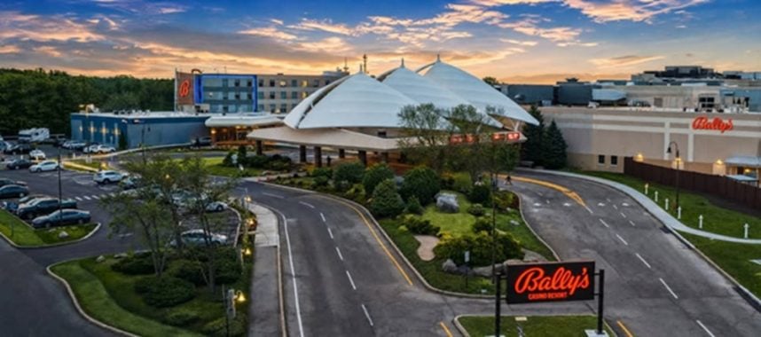 Bally's Lincoln Casino, Giuseppe Little Joe Manzi, casino cheating, Rhode Island, Bally's rewards cards, Springfield Crew