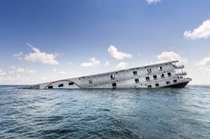 Once the World’s Largest Riverboat Casino, Argosy VI Gets an Incredible Second Life Beneath the Sea