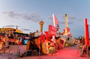 VEGAS MYTHS RE-BUSTED: Las Vegas Boasts 15K Miles of Neon
