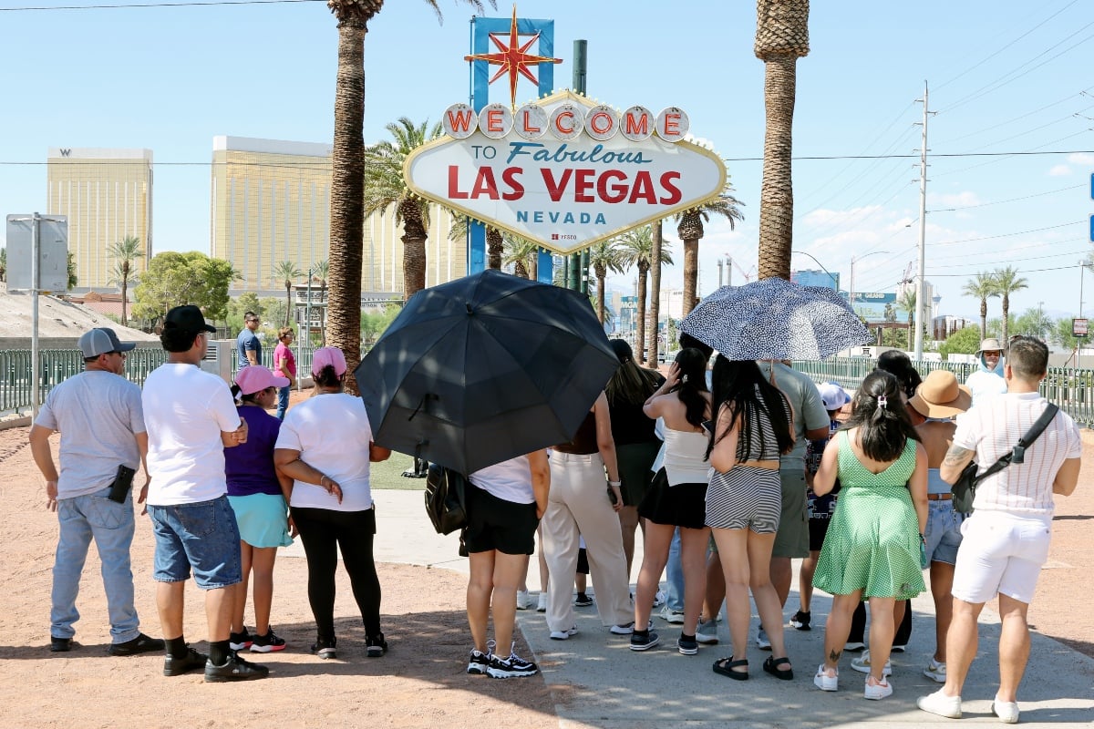 Las Vegas casino revenue visitor volume