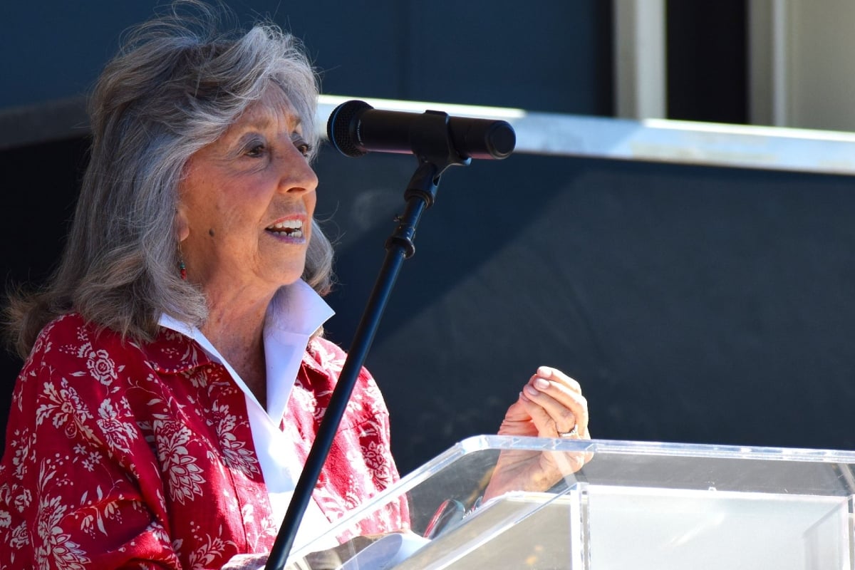 Dina Titus gambling deduction tax