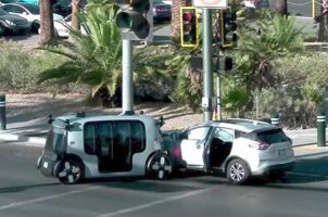 Zoox Robotaxi Involved in Injury Crash on Las Vegas Strip