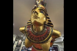 Cleopatra Statue Returns to Caesars Palace for More ‘Lucky’ Rubs