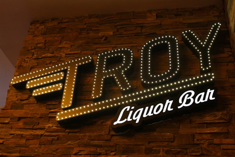 Troy Liquor Bar Opens at Golden Nugget