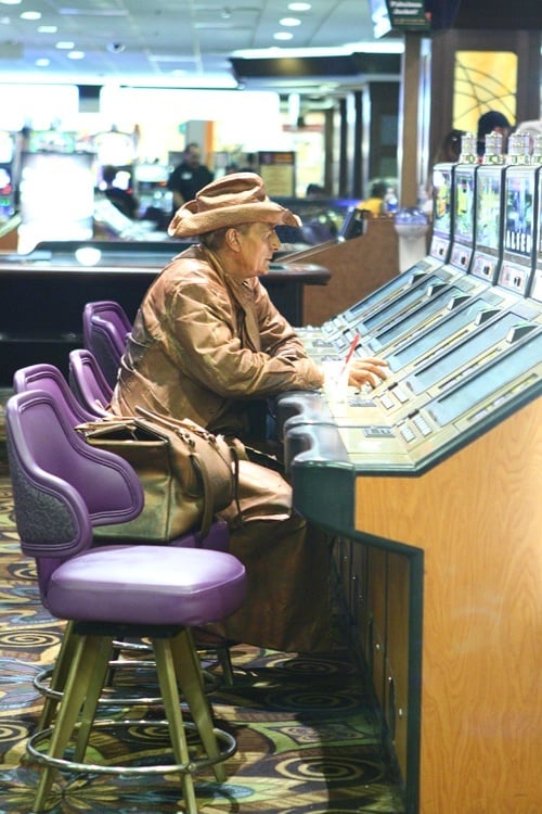 Only-in-Vegas Moment: A Bronze Cowpoke Gets Lucky