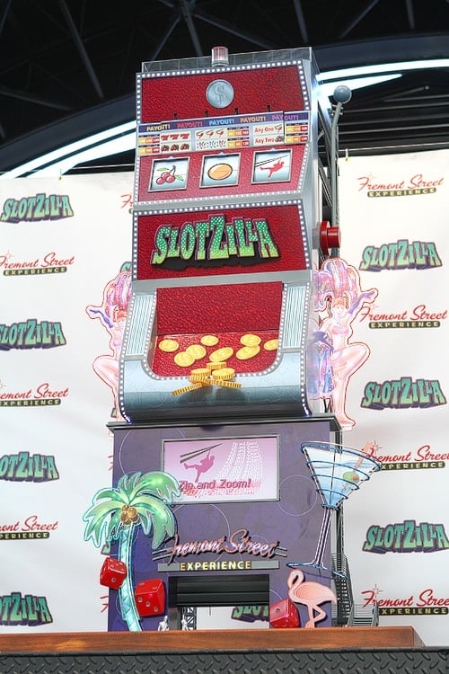 You can't go wrong with Googie stars, cocktails and giant showgirls.
