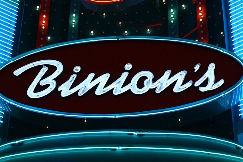 This blog loves it some Binion's.