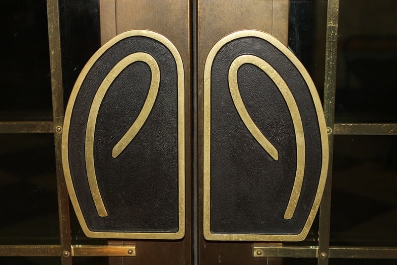 If you get this one wrong, it's time to surrender your Vegas card.