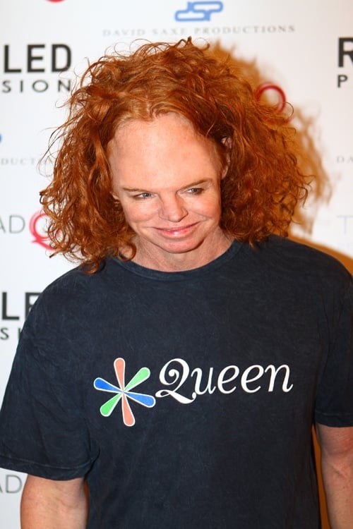 Carrot Top puts on a great show, despite his excessive frontage.