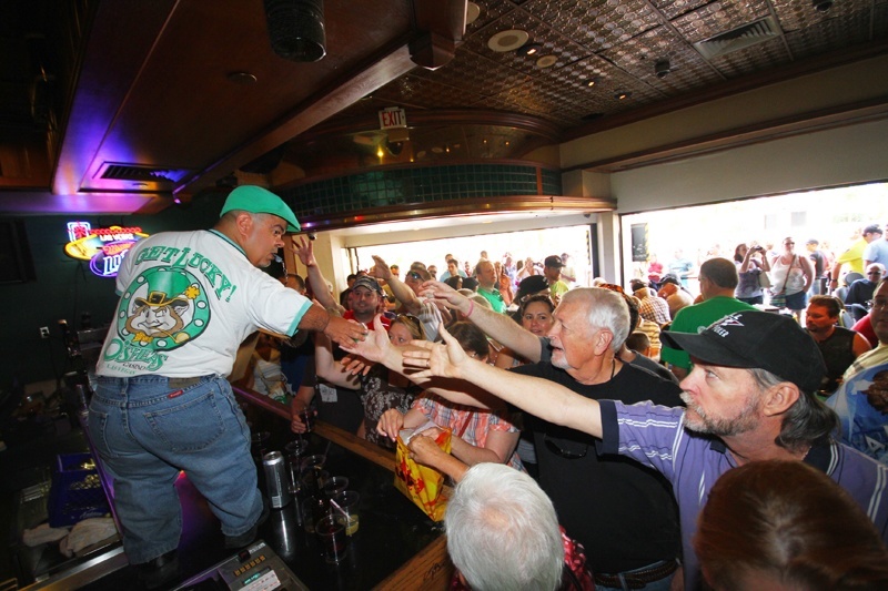 Lucky quits O'Sheas