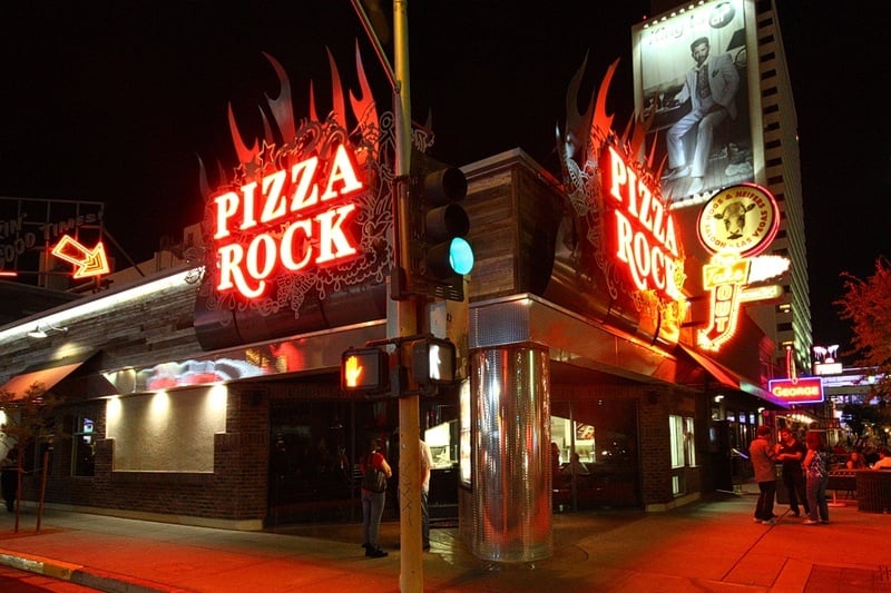 Pizza Review: Pizza Rock 