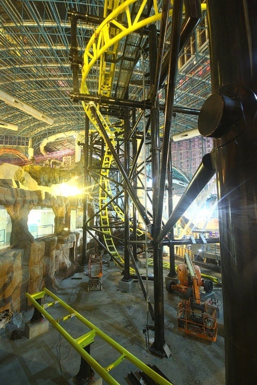 The same company that designed El Loco also did the Big Shot at the top of the Stratosphere.