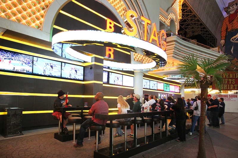 A great spot to meet, hang with friends and ogle.