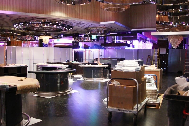 Bond lounge