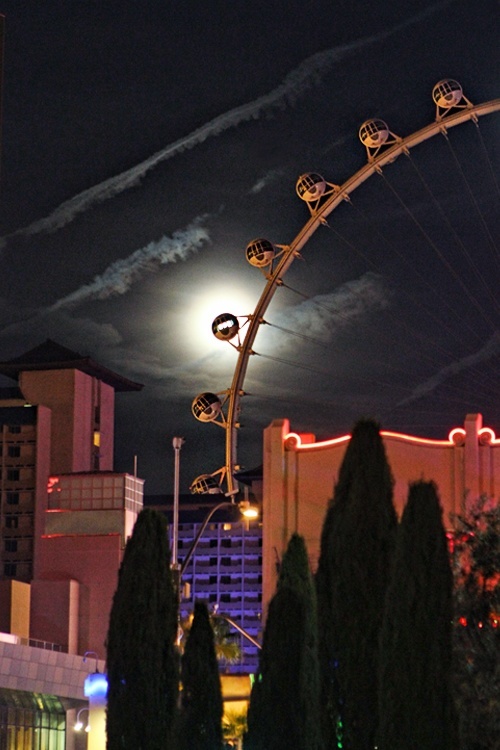 High Roller Ferris wheel