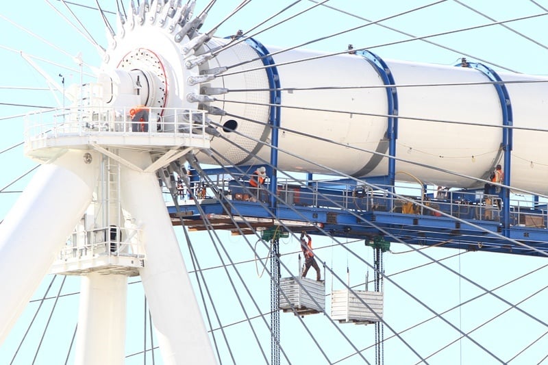 Linq Ferris Wheel