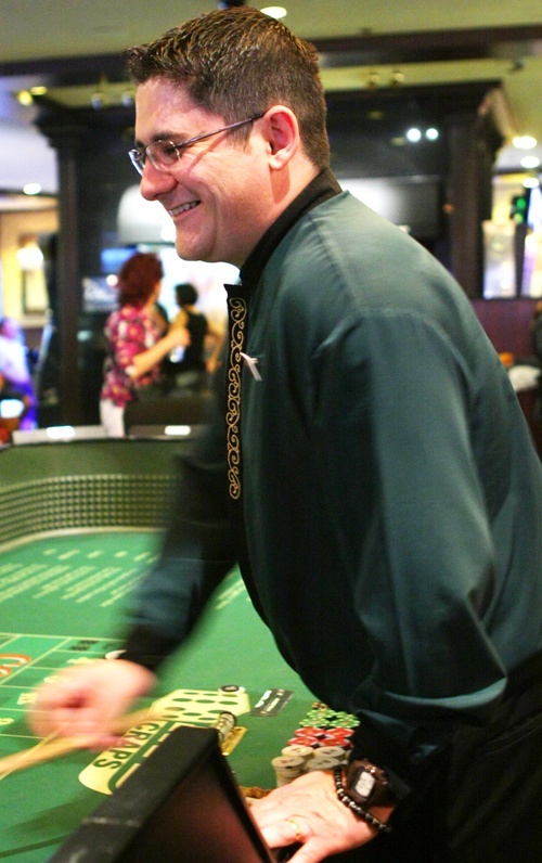 craps dealer