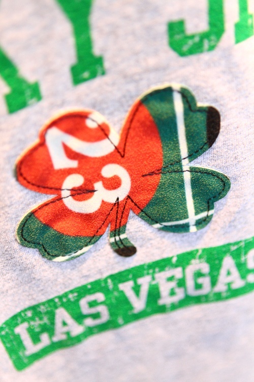 Vegas felt tee