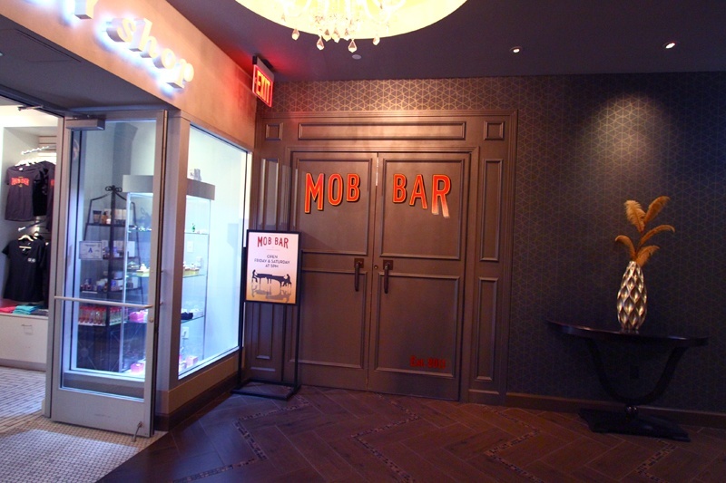Mob Bar