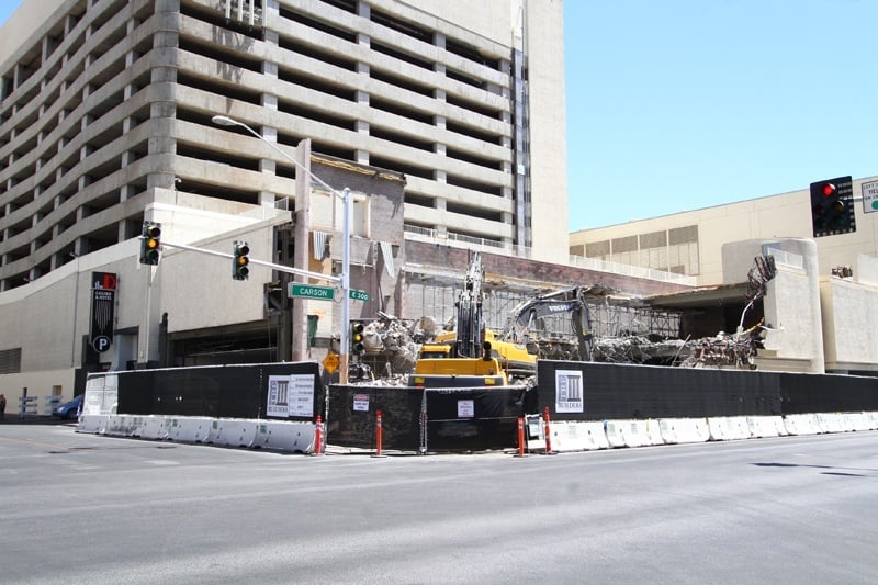 The D demolition