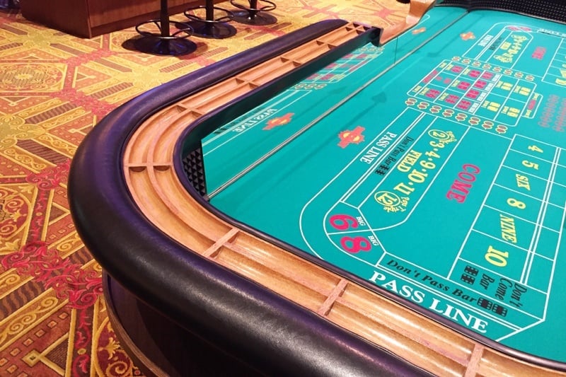 Craps the hook