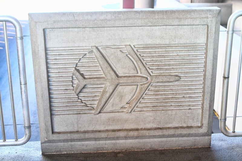 airport graphic