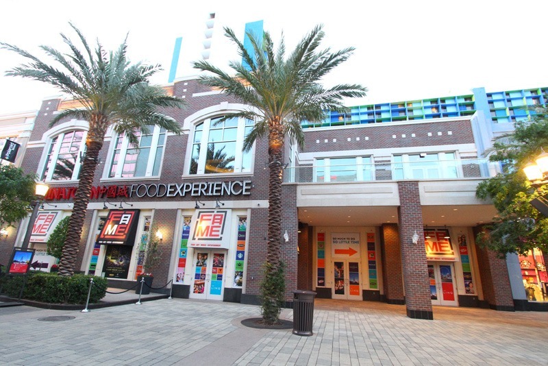 The LINQ Promenade Shops - Shopping On The Vegas Strip