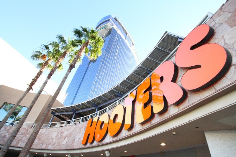 Hooters at Palms