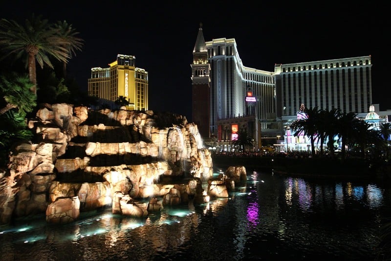 Mirage lagoon