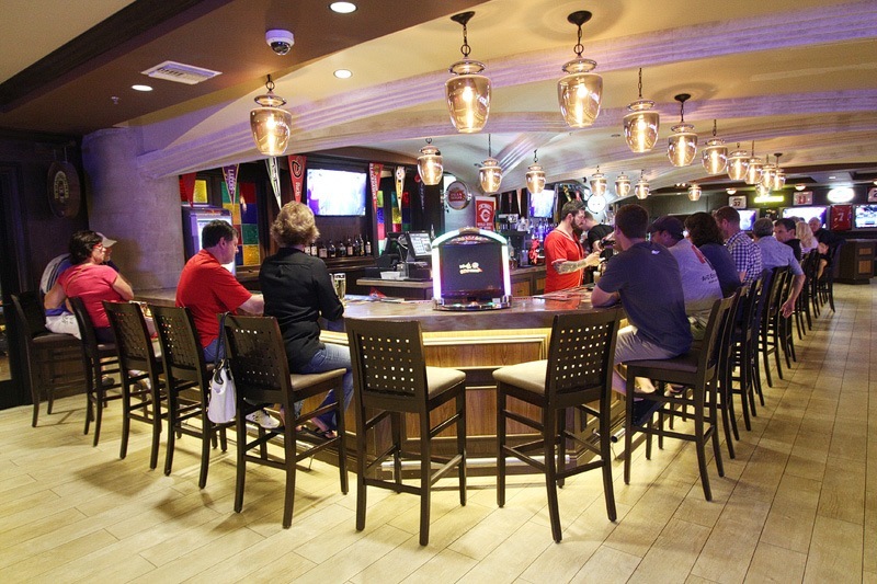 Pete Rose Sports Bar & Grill