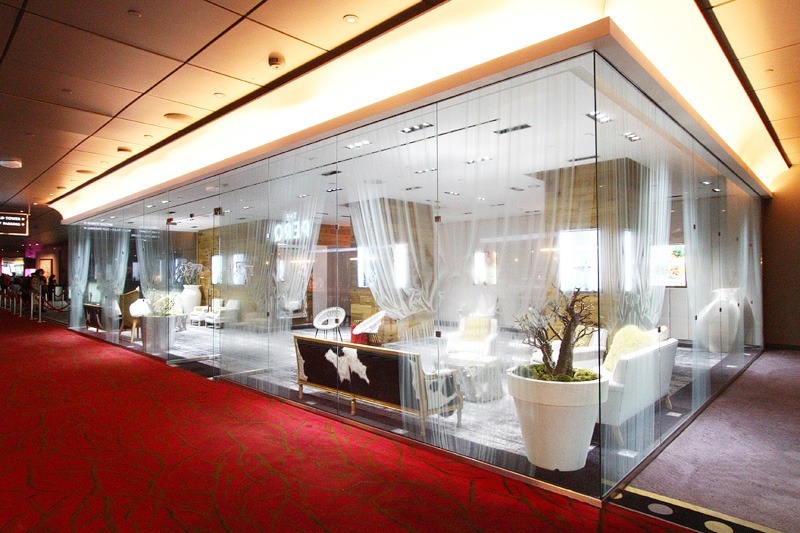 SLS concierge lounge